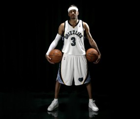 开云APP-魔术击败雄鹿，西亚卡姆如何用攻防转换撕裂卫冕冠军？