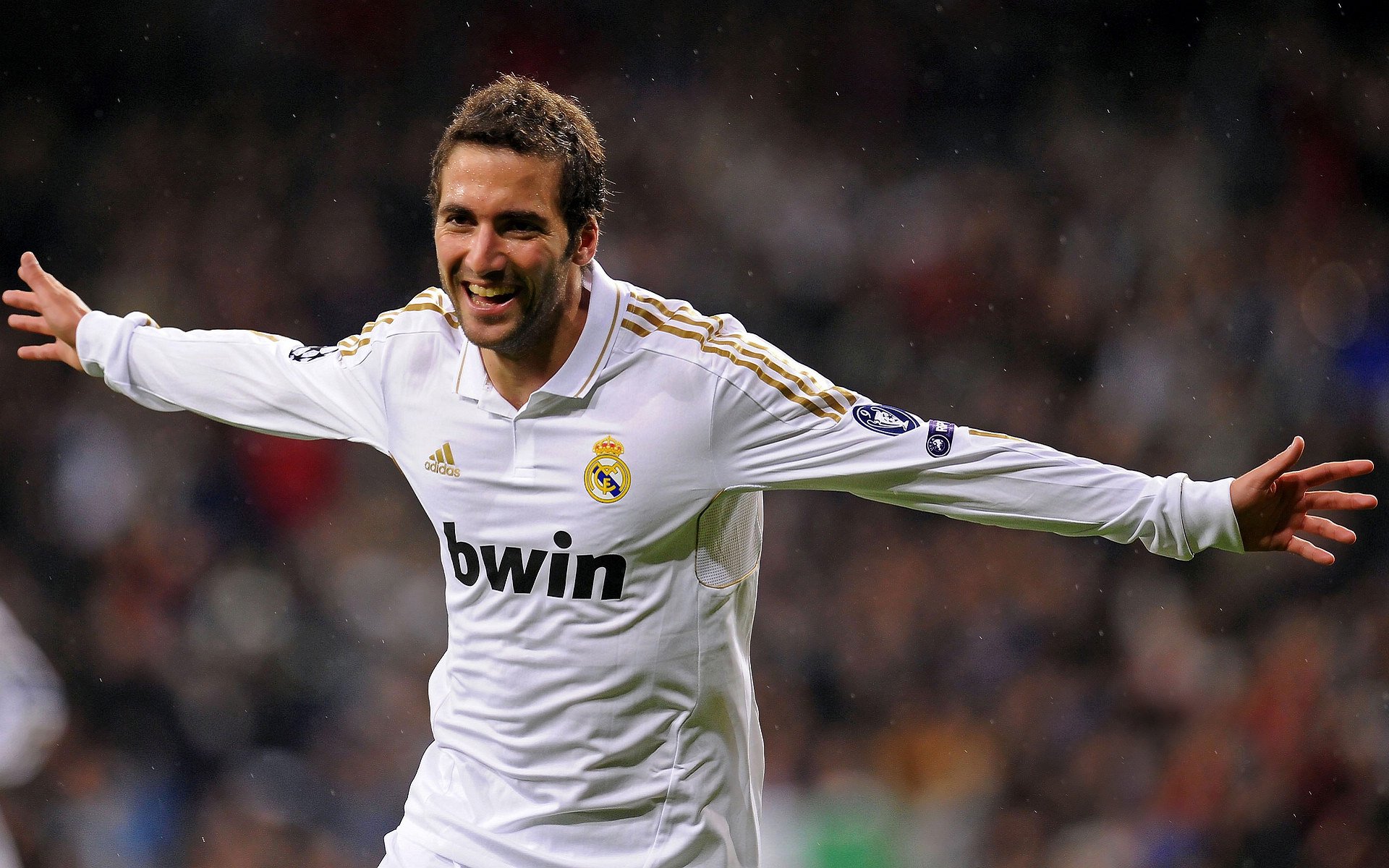 欧冠淘汰赛之夜,布伦森稳定输出不掉线,在喧嚣时代,成为自己的基准时钟