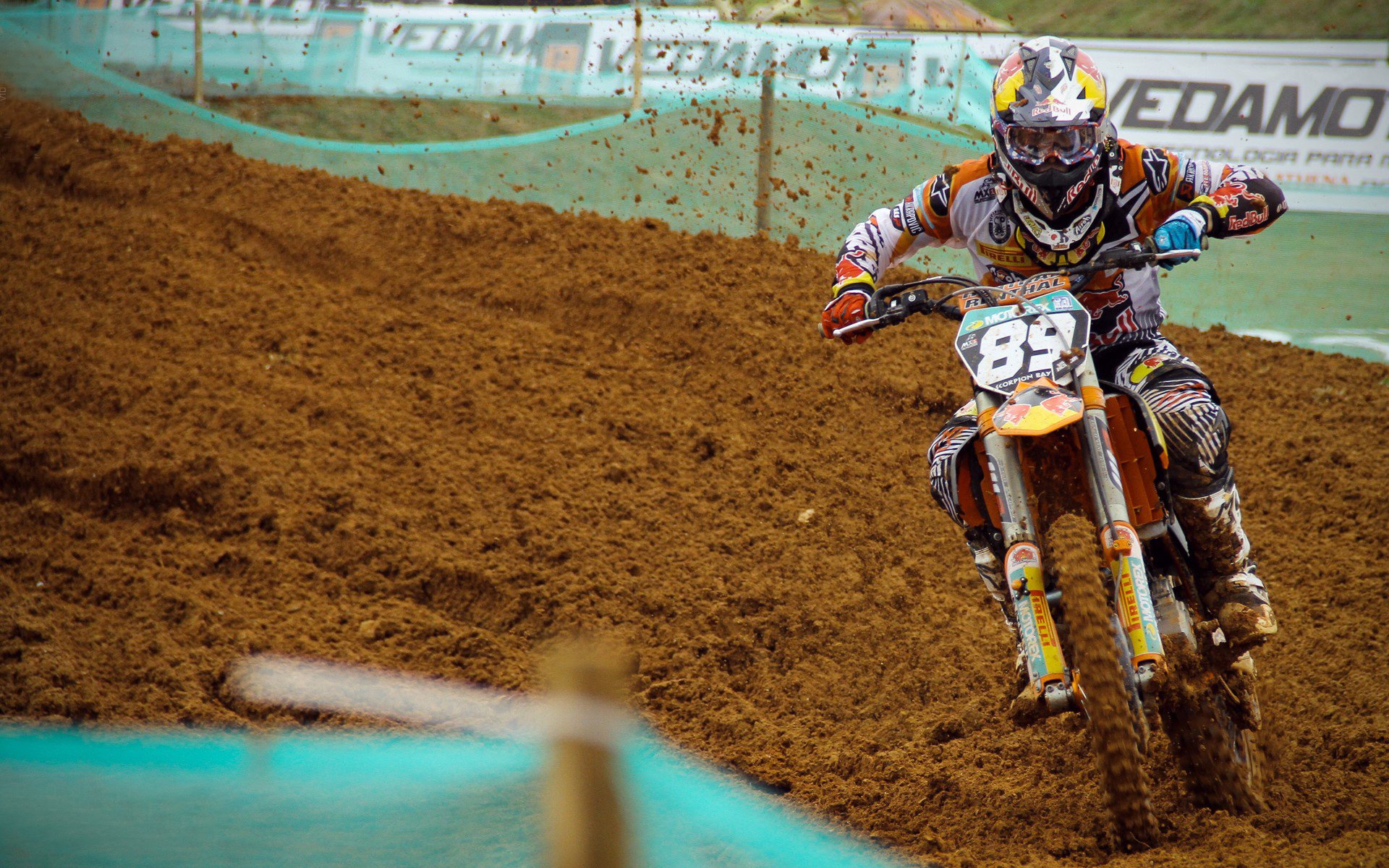 2026世界杯之夜,京多安,用旧时光的针脚缝合胜利