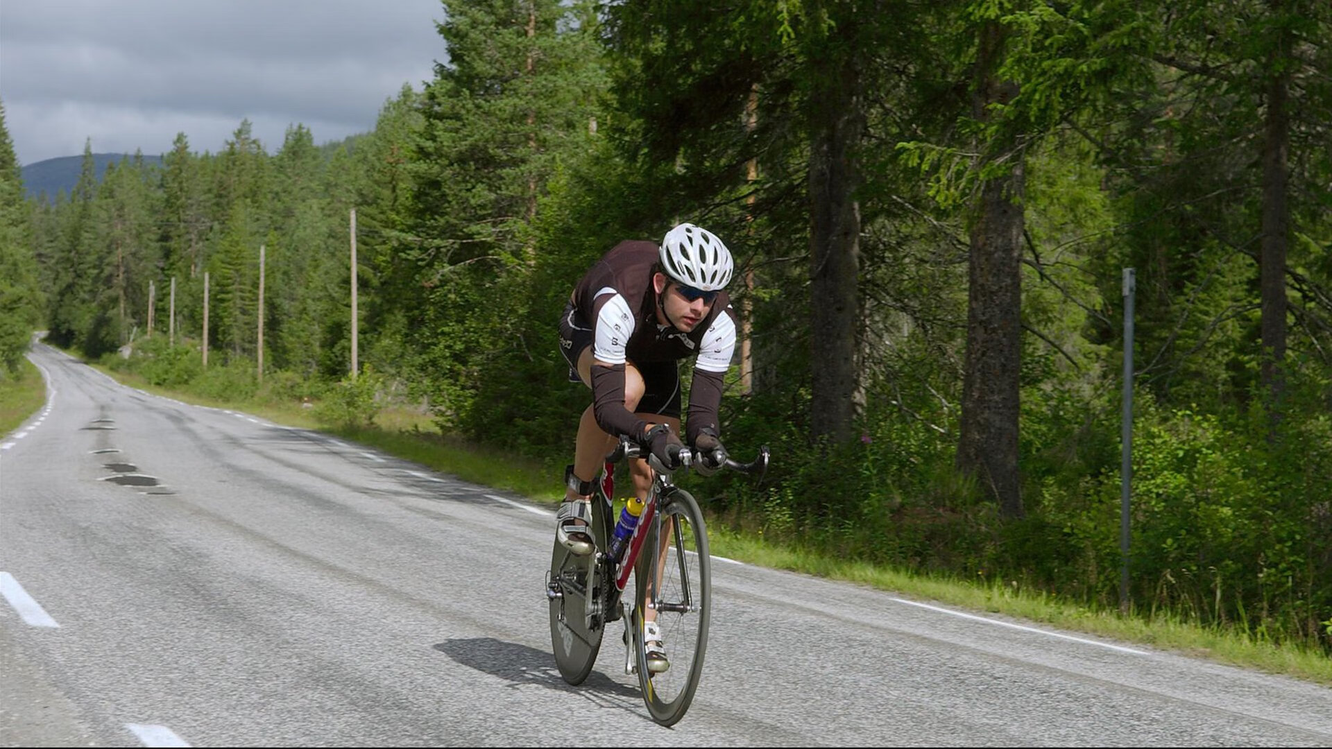 跨界之夜，当NBA总决赛的镁光灯，照亮足球巨星哈兰德的终极价值